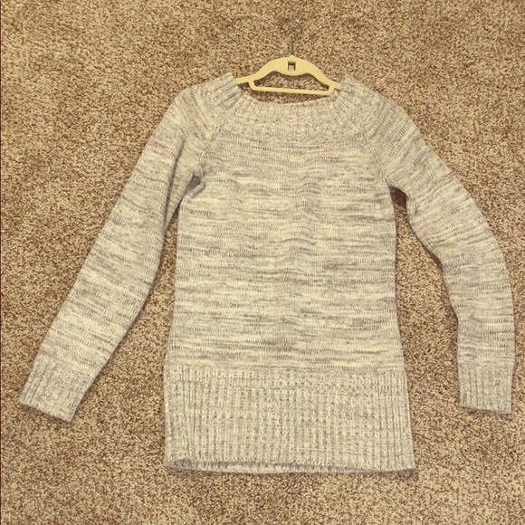 Gray and white cotton sweater - Picture 1 of 4